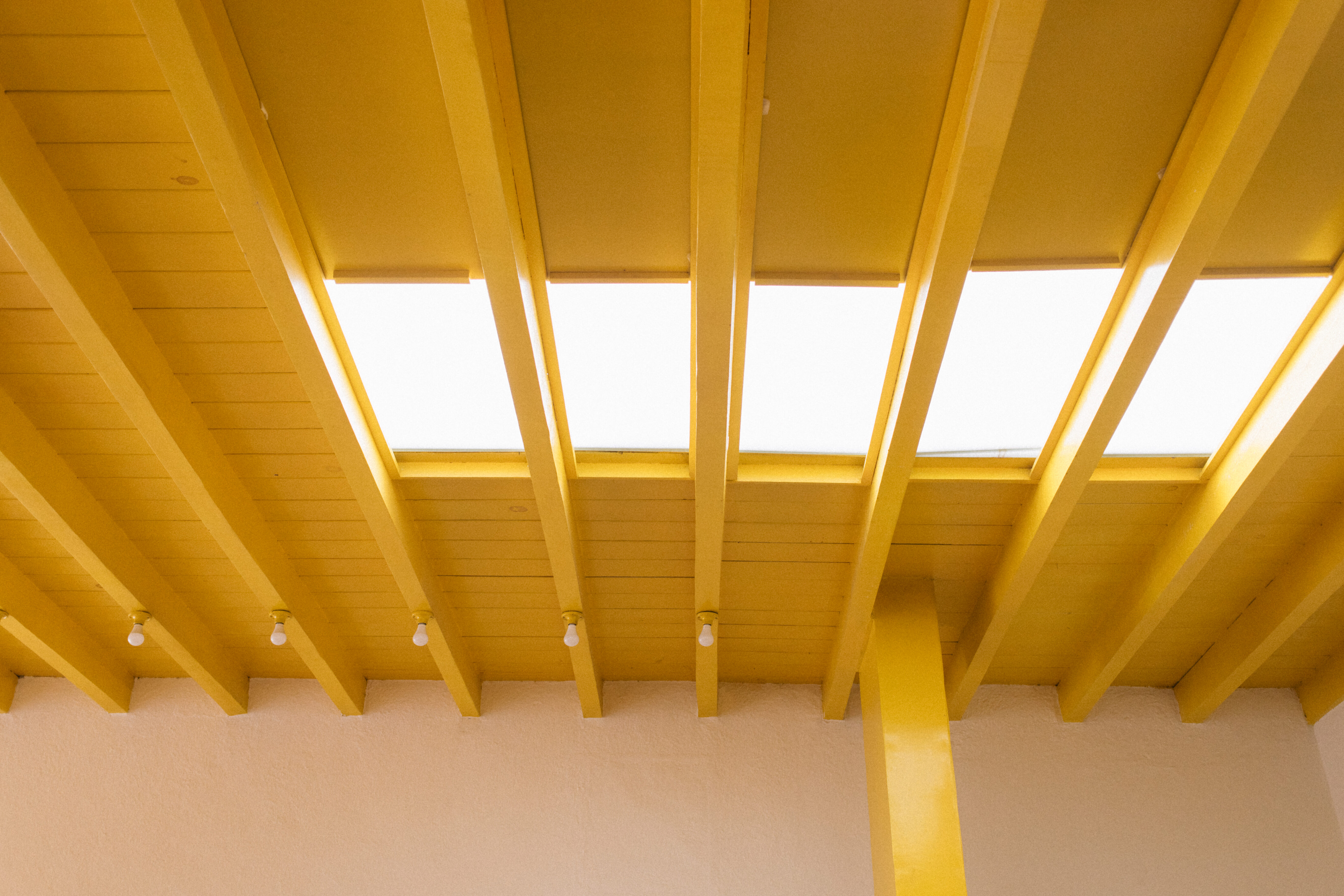 yellow panels on ceiling of casa luis barragán